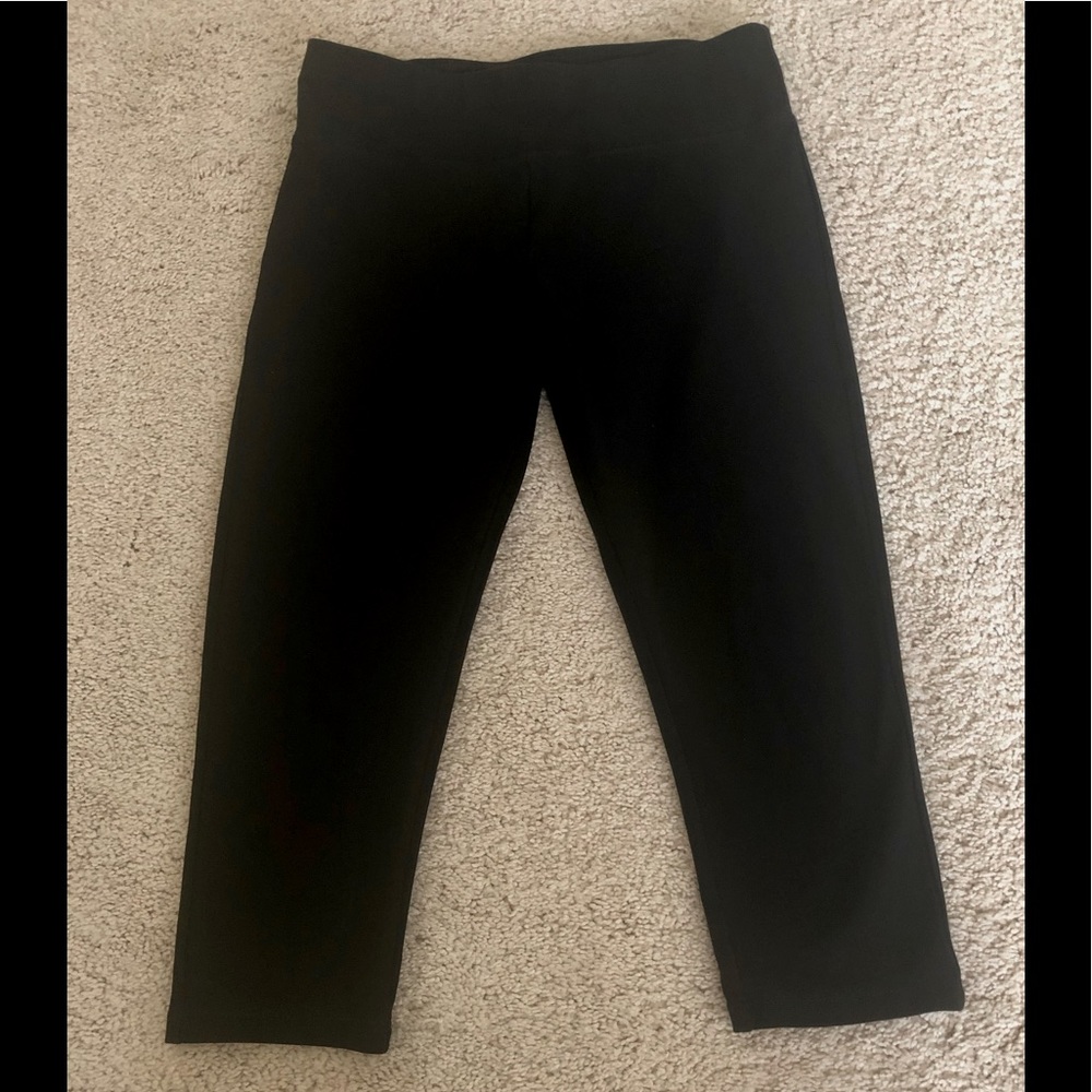 Bass Cropped Activewear/Leggings